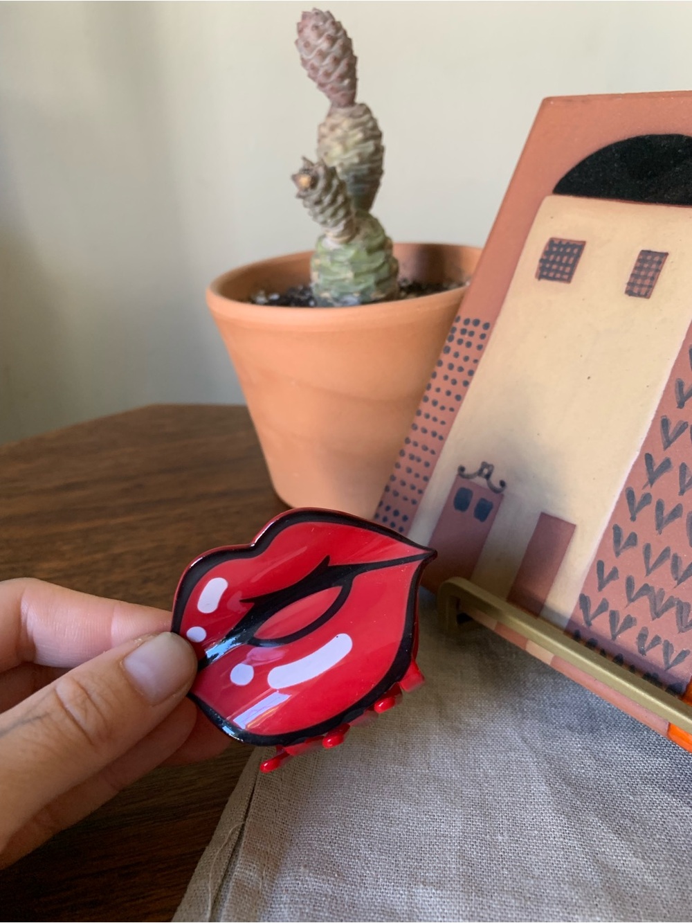 “Big Smacker” Lips Claw Clip
